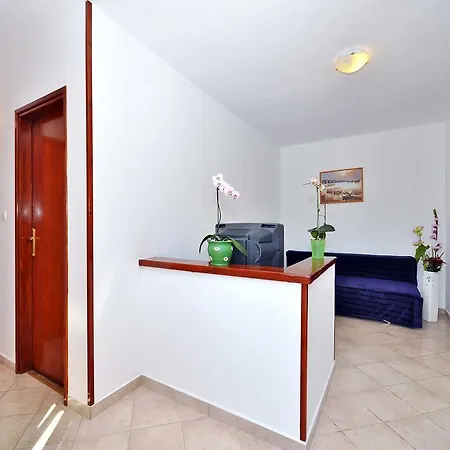 Apartments Gracijela 646 *